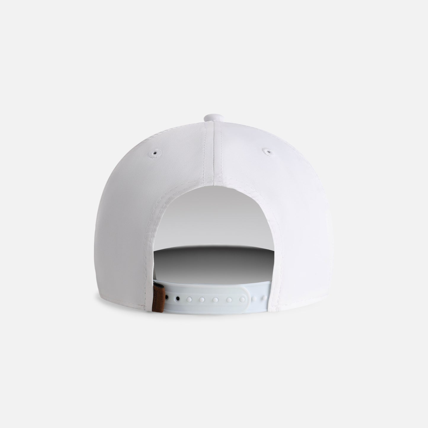 5054U-A05-5 | Color: White / Black