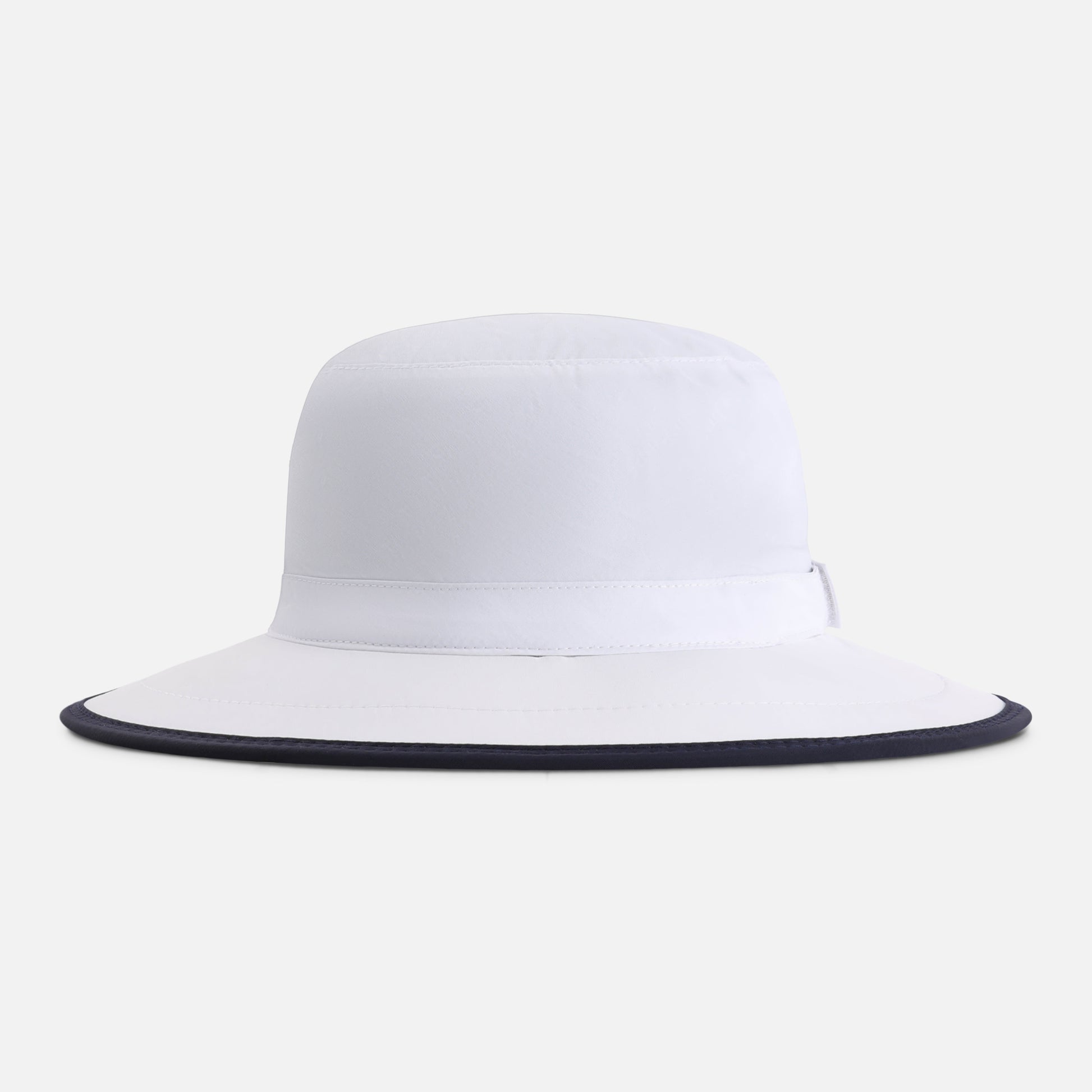 GT08-A21-4 | Color: White / Navy