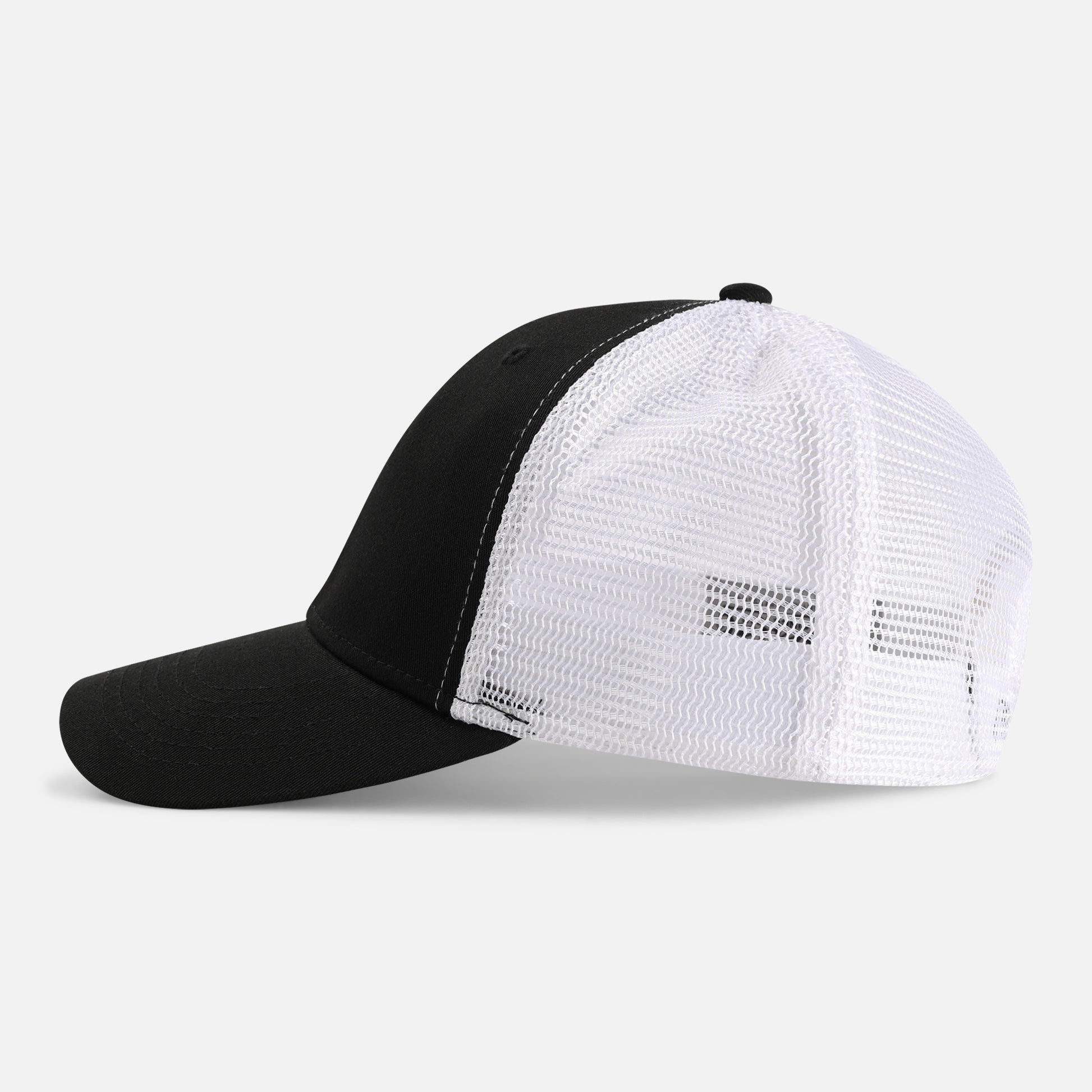 | Color: Black / White