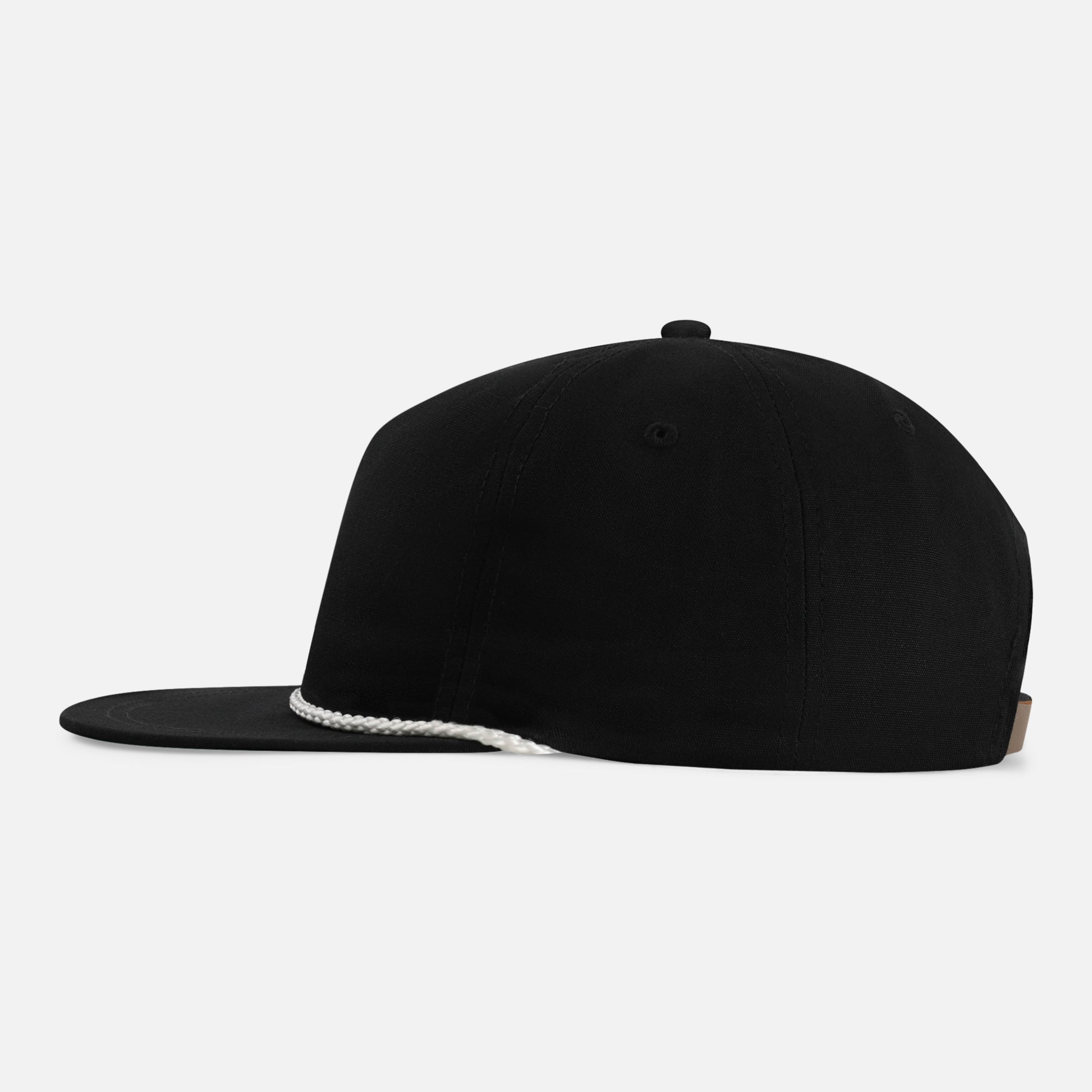 | Color: Black / White
