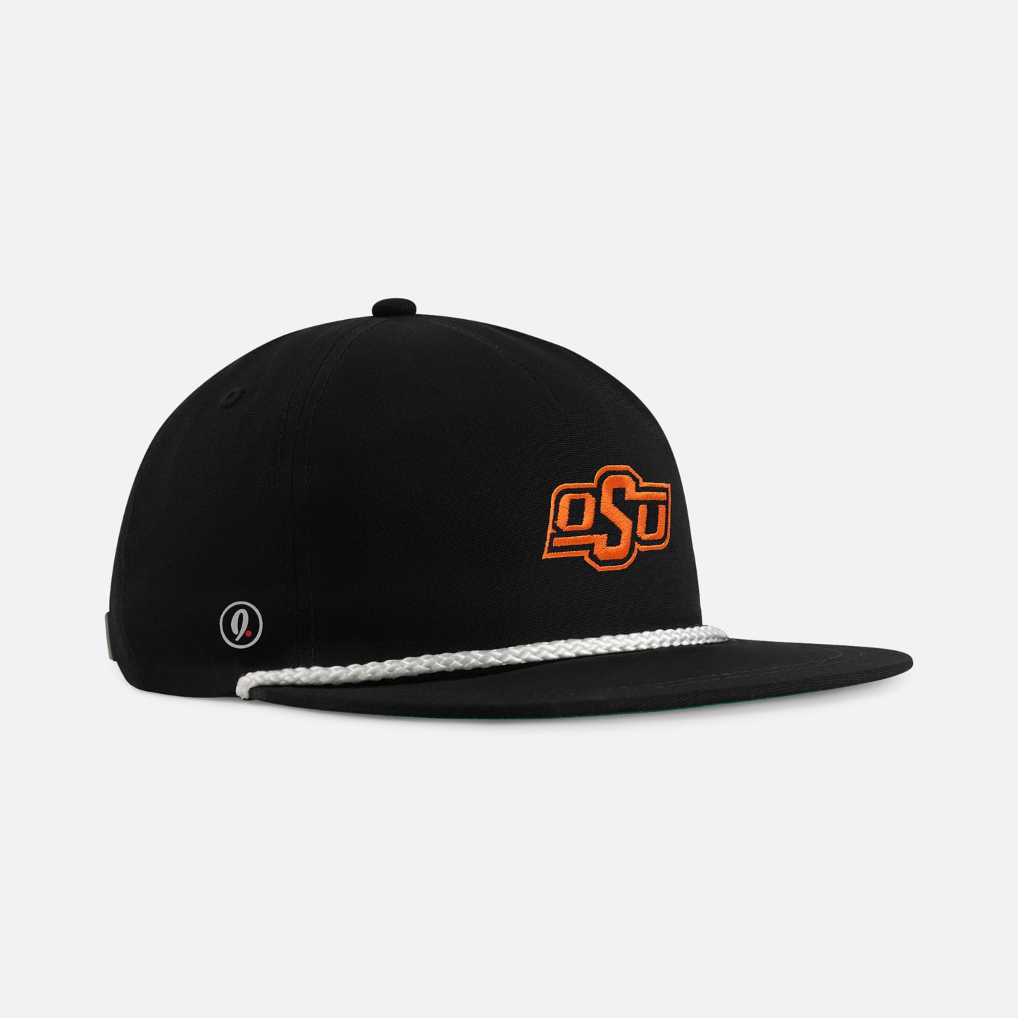 | Color: Black / White