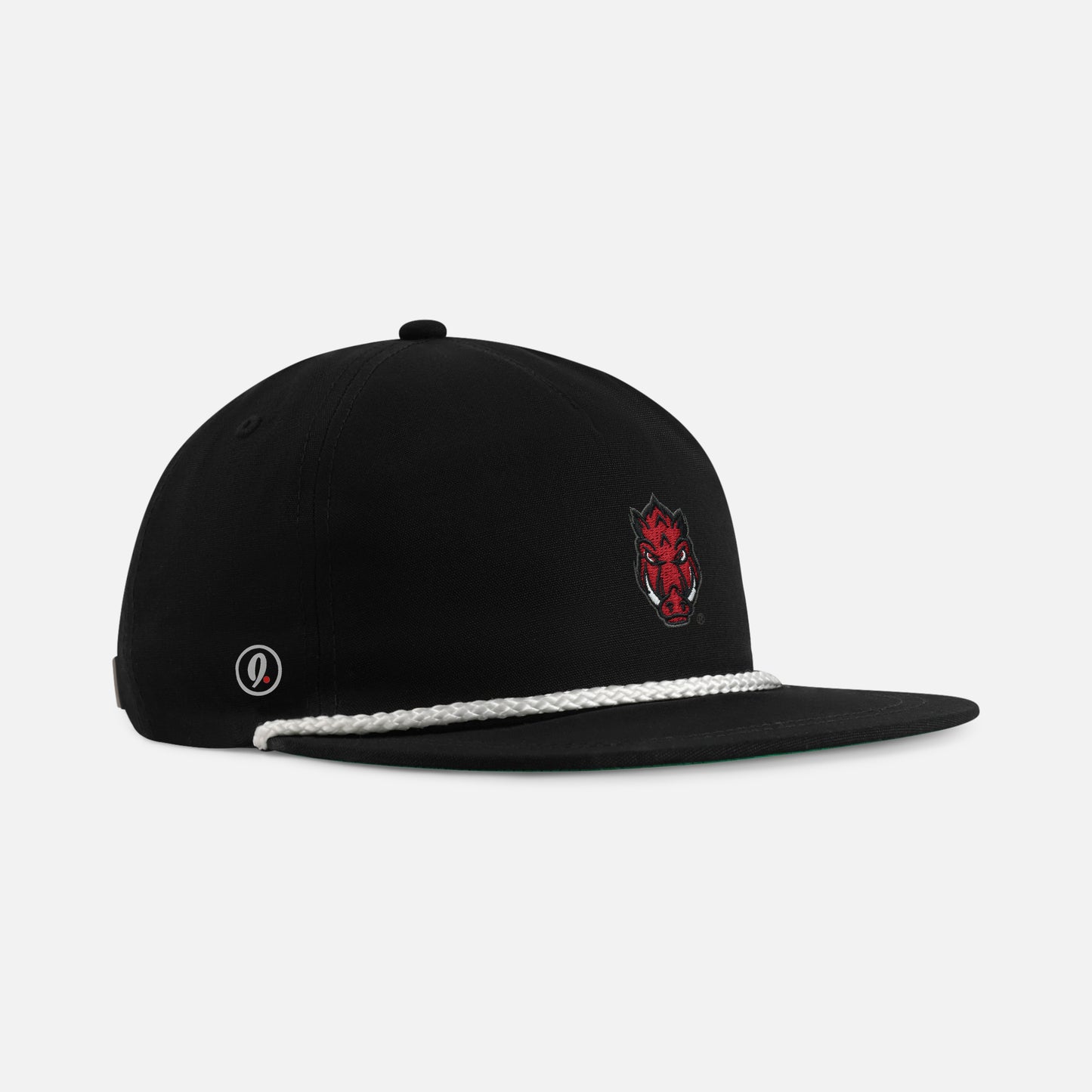 | Color: Black / White