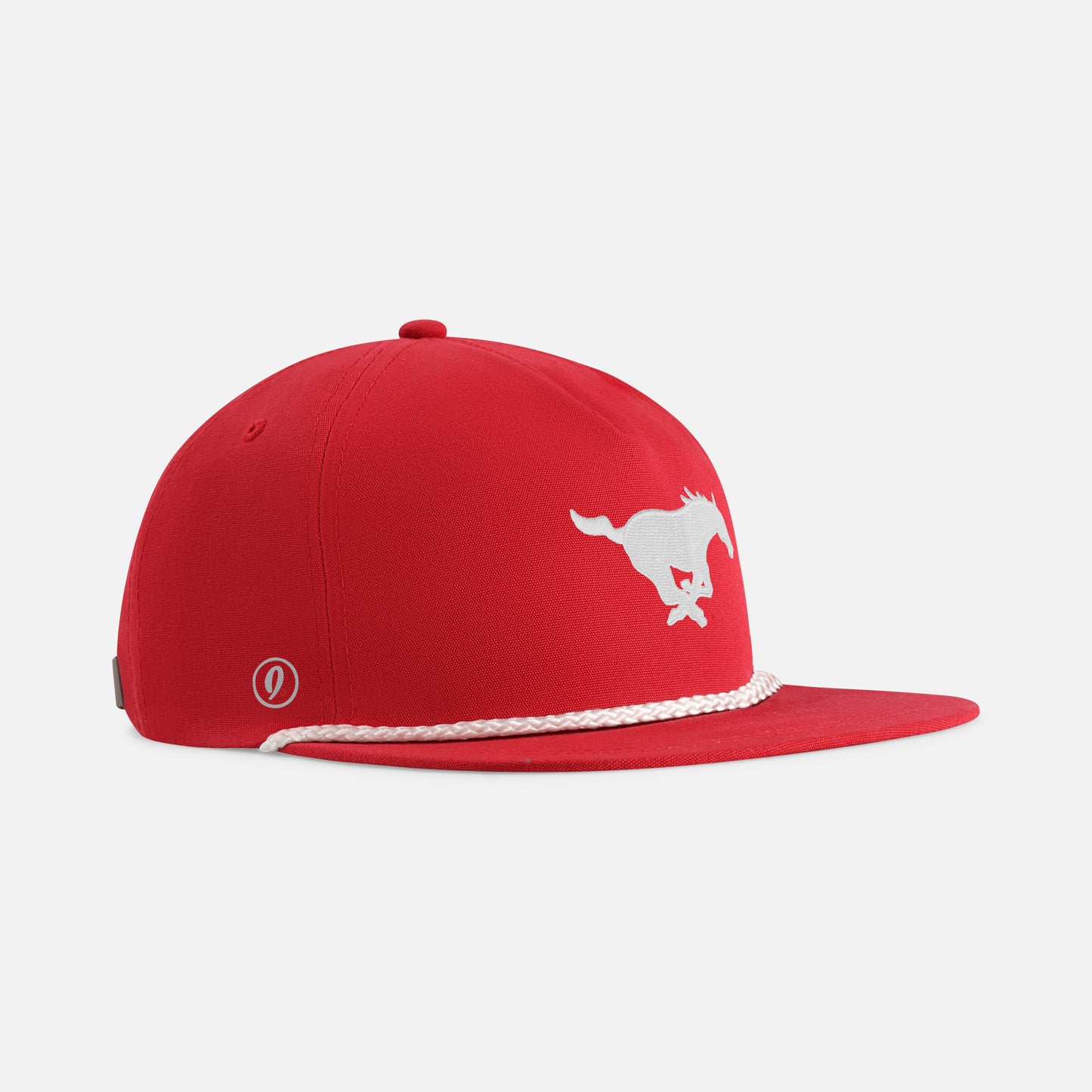 | Color: Red / White
