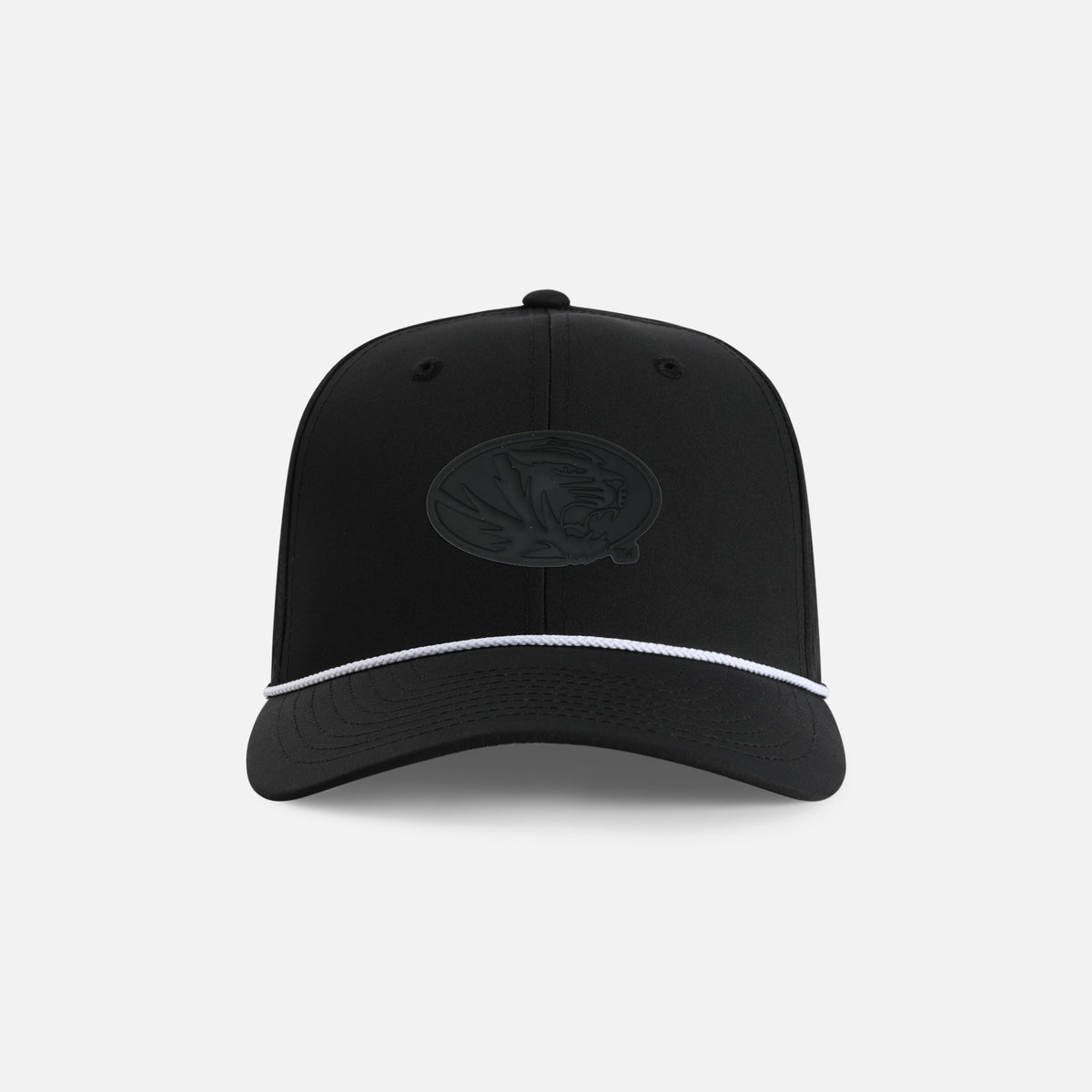 | Color: Black / White