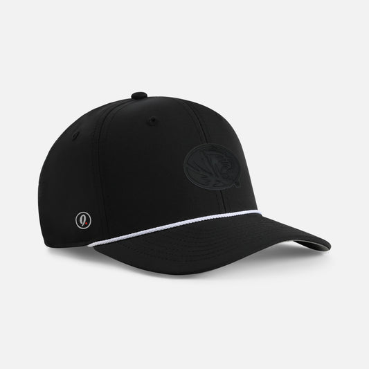 | Color: Black / White