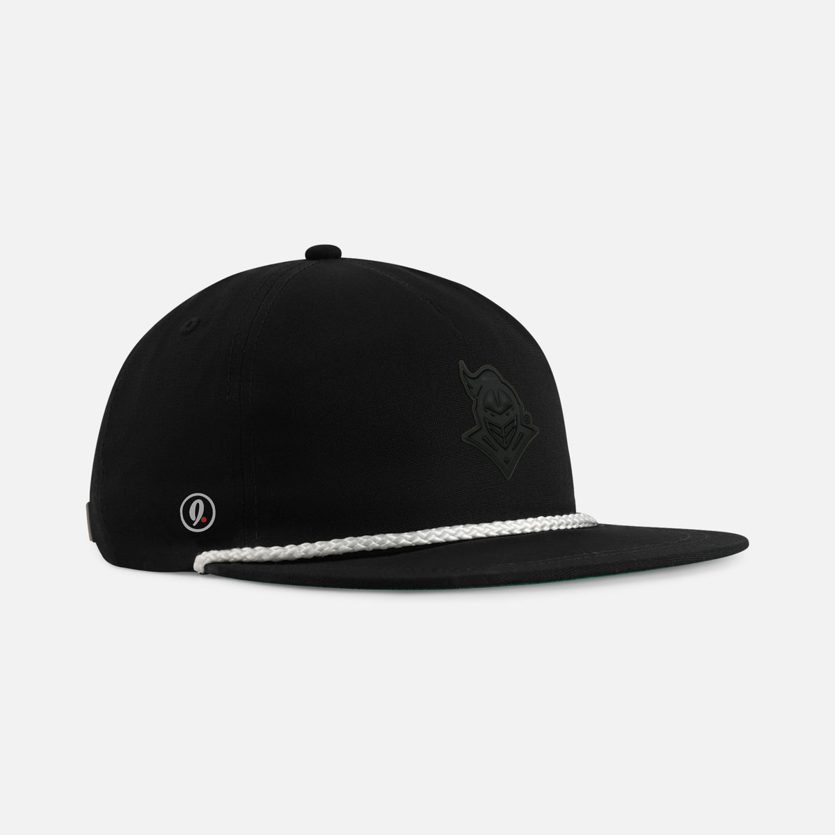 | Color: Black / White